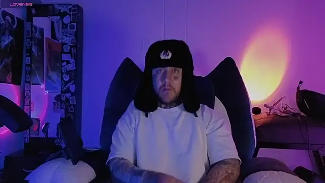 Ash gusbig online show from November 2025 02:45:02 AM