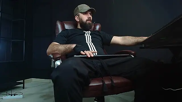 JackEthann online show from December 2024 06:31:02 AM