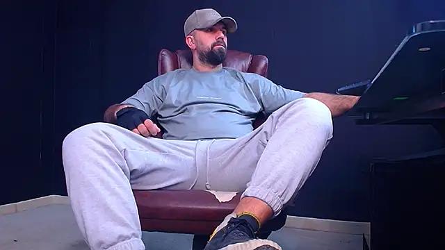 JackEthann online show from October 2025 04:28:02 AM