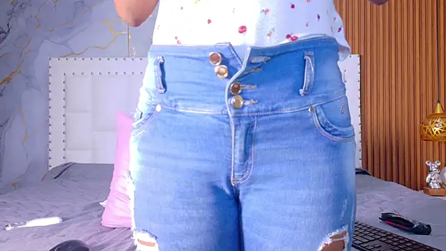 Snapshot of indianschoolgirl chatting on February 2026 07:46:01 PM indianschoolgirl online show from February 2026 07:46:01 PM