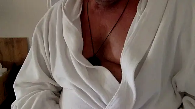 Bobby5169 online show from October 2025 01:24:01 PM
