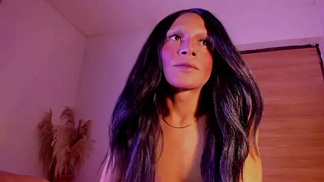 Snapshot of carolinemiller7 chatting on December 2025 10:26:02 PM carolinemiller7 online show from December 2025 10:26:02 PM