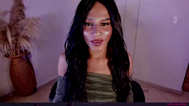 Snapshot of carolinemiller7 chatting on January 2026 11:00:01 PM carolinemiller7 online show from January 2026 11:00:01 PM