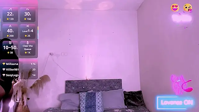 carolinemiller7 online show from March 2026 09:49:01 PM