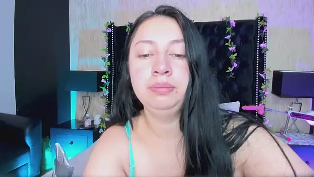 AshleeyPrincess online show from November 2025 12:05:01 PM