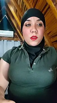 AmbarBurhan online show from October 2025 06:01:02 PM