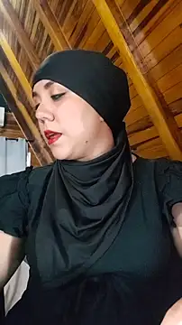 AmbarBurhan online show from October 2025 04:10:02 PM