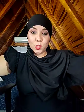 AmbarBurhan online show from April 2026 06:12:02 PM