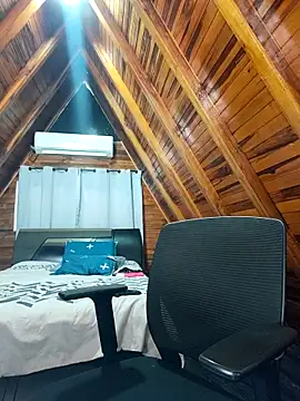 AmbarBurhan online show from November 2025 04:18:02 PM