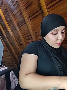 AmbarBurhan online show from July 2026 06:25:02 PM