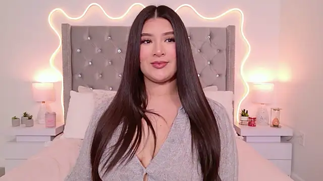 JuliaSUMMERS2022 online show from March 2026 10:34:01 PM