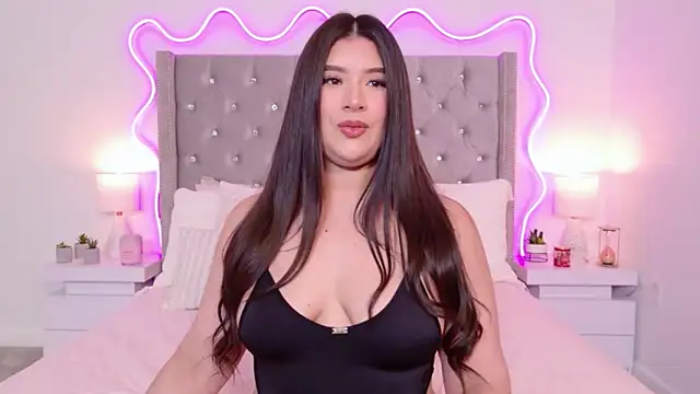 JuliaSUMMERS2022 online show from April 2026 09:38:02 PM