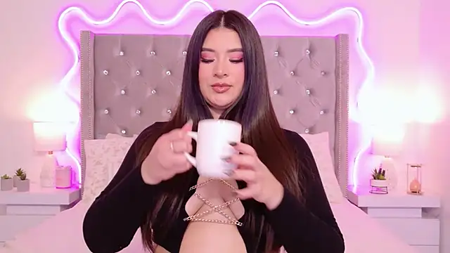 JuliaSUMMERS2022 online show from October 2025 12:31:02 AM