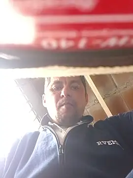 Snapshot of TattyFoxglove chatting on February 2026 05:22:01 PM TattyFoxglove online show from February 2026 05:22:01 PM