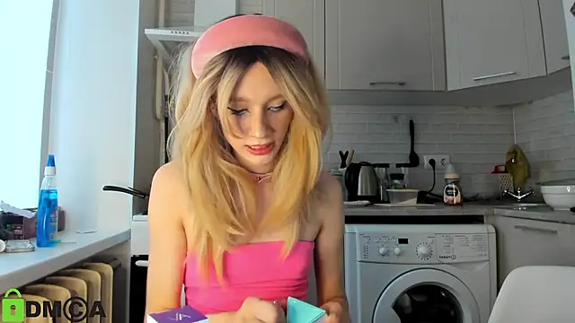  Alice Kitty online show from January 2025 11:48:01 AM