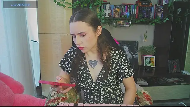 Aurora workerr online show from April 2026 11:57:01 AM