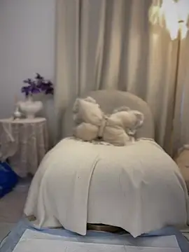 Hot Mm online show from February 2026 07:04:01 AM
