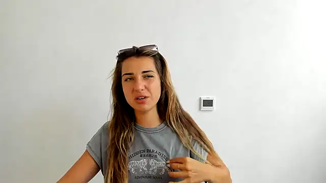 Summmmersky online show from September 2025 10:21:02 AM