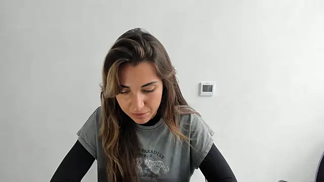 Summmmersky online show from October 2025 09:43:02 AM