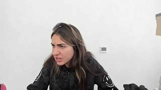 Summmmersky online show from November 2025 01:05:01 PM