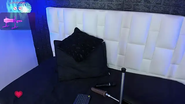 Abbyadams online show from October 2025 03:19:02 AM