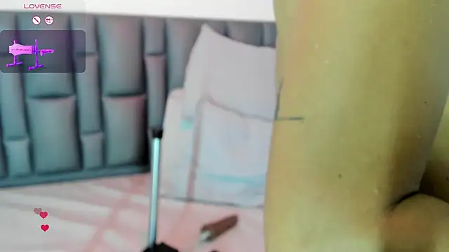 Abbyadams online show from November 2025 03:10:01 AM