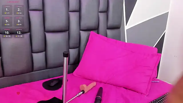 Abbyadams online show from April 2026 03:35:02 AM