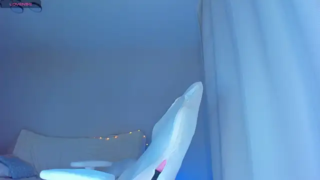 JennyWoody online show from October 2025 04:18:01 PM