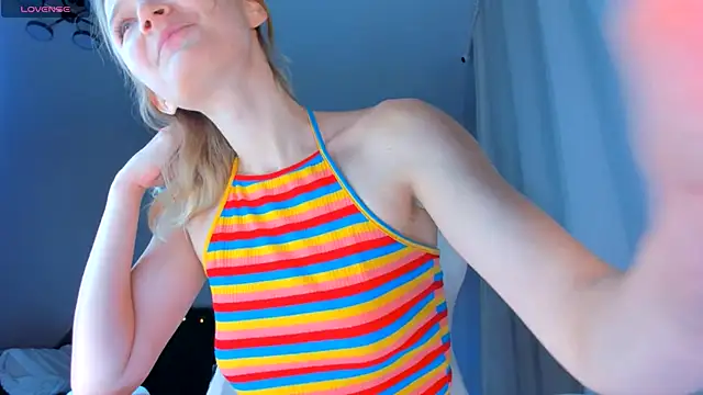 JennyWoody online show from November 2025 02:22:01 AM