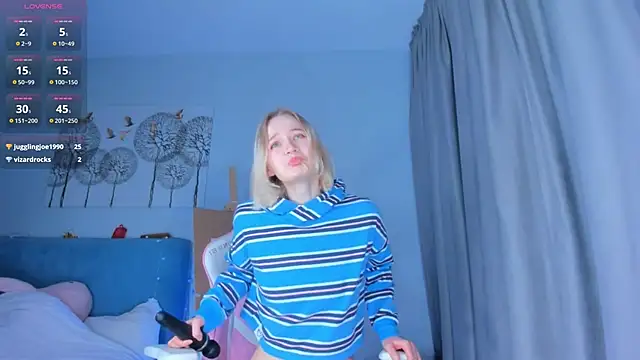 JennyWoody online show from March 2025 03:40:02 PM