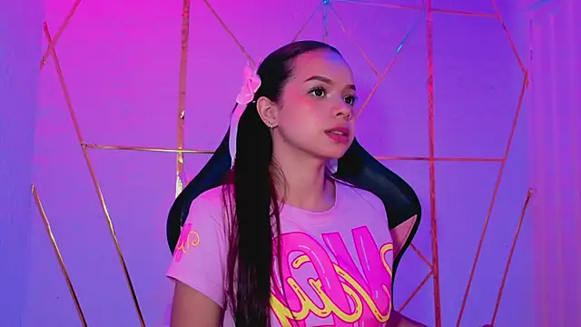 SheilaSmiith online show from November 2025 09:04:01 PM