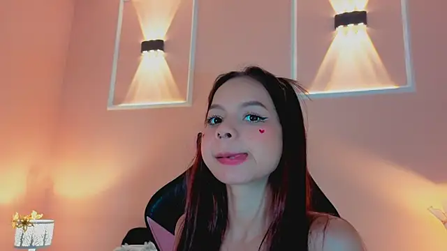 SheilaSmiith online show from October 2025 05:01:01 AM