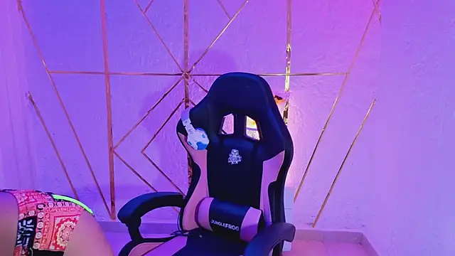 SheilaSmiith online show from November 2025 02:29:02 PM