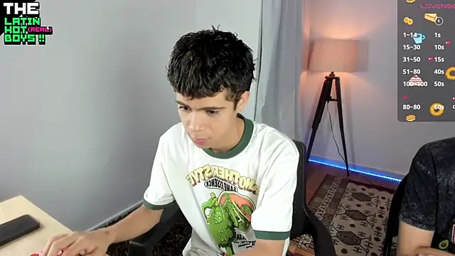 MyLatinHotBoys online show from December 2024 10:40:02 PM