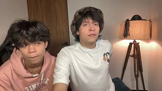 MyLatinHotBoys online show from April 2026 09:40:01 PM