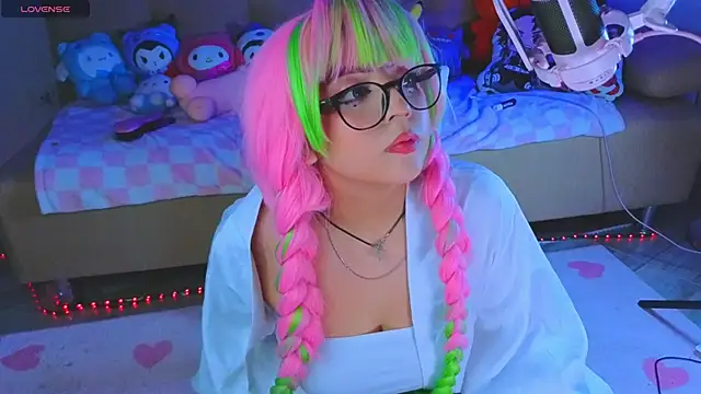 Snapshot of AnngelaSkye chatting on October 2025 06:12:01 AM AnngelaSkye online show from October 2025 06:12:01 AM