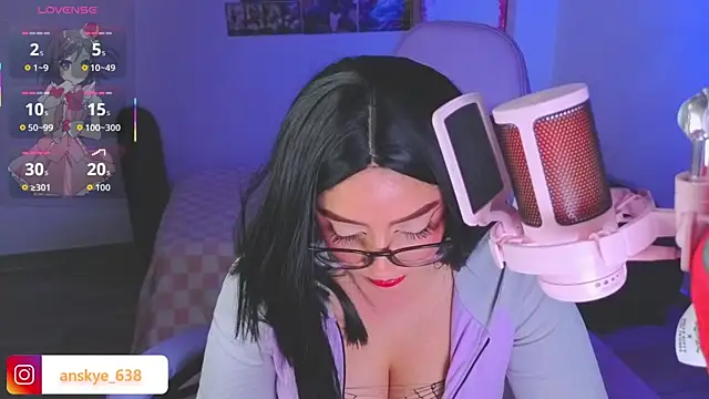 AnngelaSkye online show from April 2026 07:36:02 AM