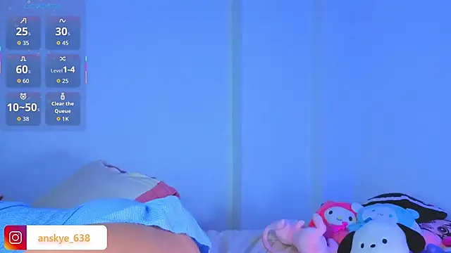 Snapshot of AnngelaSkye chatting on November 2025 04:35:02 AM AnngelaSkye online show from November 2025 04:35:02 AM