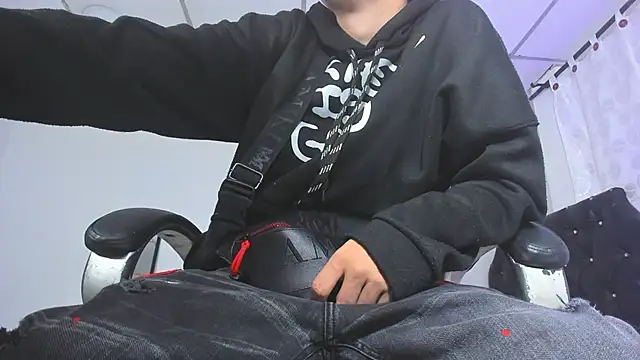 FrannBoy online show from January 2026 03:43:02 AM