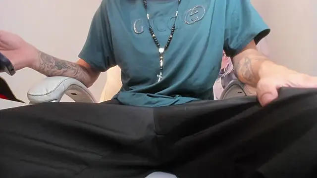 FrannBoy online show from March 2026 04:12:01 AM