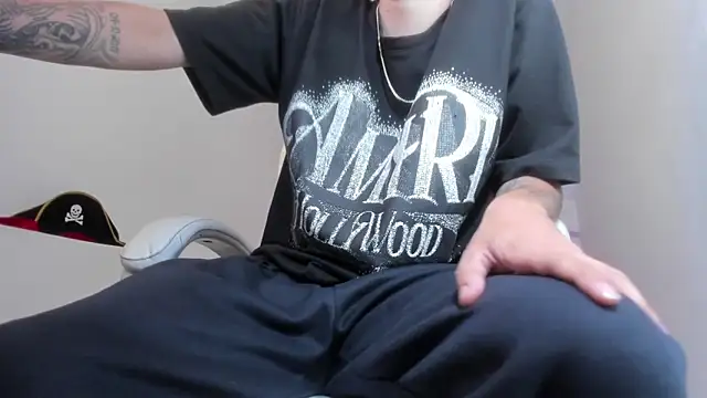 FrannBoy online show from March 2026 04:05:02 AM