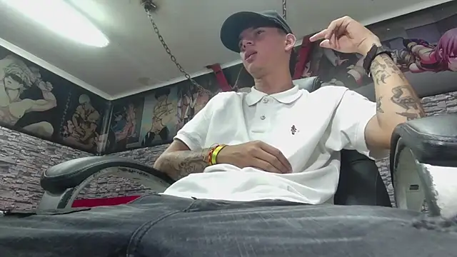 FrannBoy online show from March 2025 07:38:01 PM