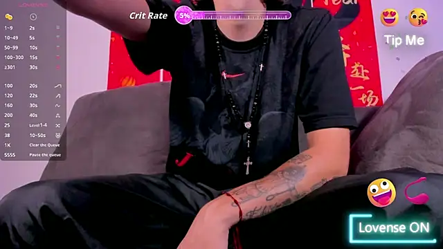 Snapshot of FrannBoy chatting on June 2026 04:20:02 AM FrannBoy online show from June 2026 04:20:02 AM