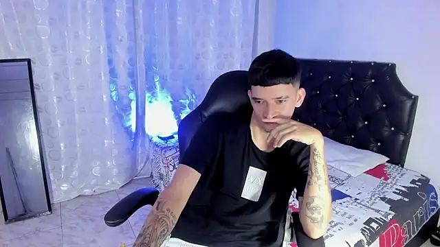 FrannBoy online show from March 2025 07:18:01 PM