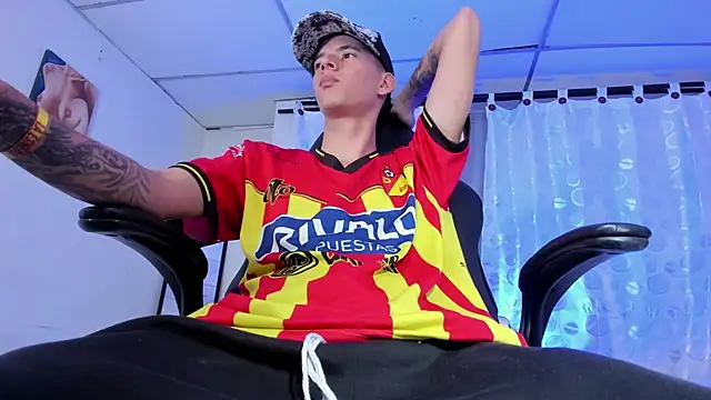 FrannBoy online show from March 2025 11:00:02 PM