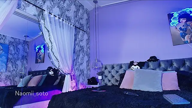 Snapshot of Naomii_Soto chatting on September 2025 06:04:02 PM Naomii Soto online show from September 2025 06:04:02 PM