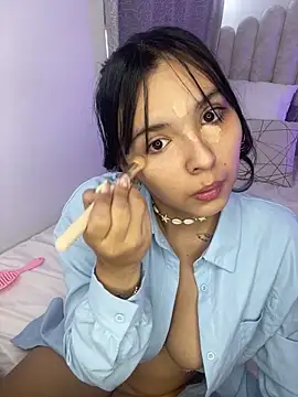 Madyson Hot online show from September 2025 01:06:01 PM