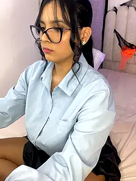 Madyson Hot online show from October 2025 01:10:02 PM