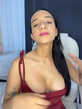 UrNewFantasy online show from May 2026 01:12:02 PM
