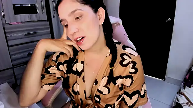 littlelight1 online show from April 2026 02:58:01 PM